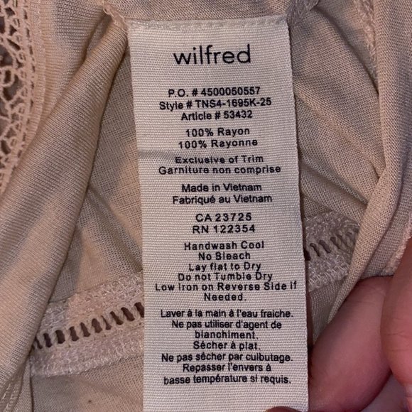 Wilfred (Aritzia) Cream Reve Crochet Detail T-Shirt Size XS - Picture 9 of 10